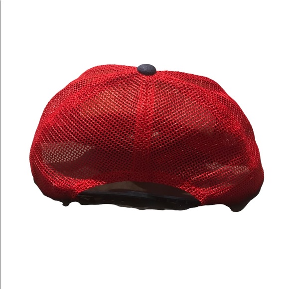 Catchin’ Deers Mesh SnapBack Trucker Hat GUC - Picture 2 of 3